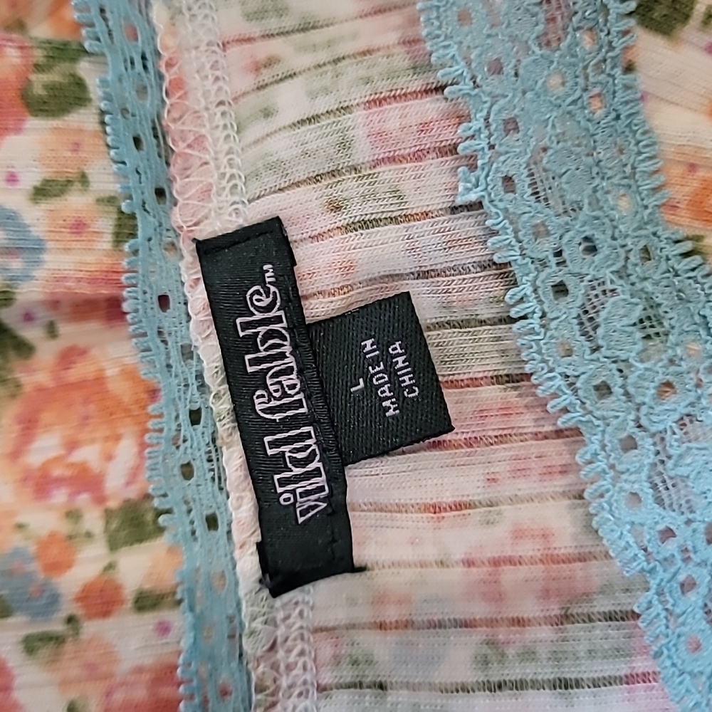 Floral Tank - Picture 5 of 5